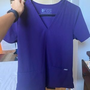 Figs Womens scrubs top size XS purple